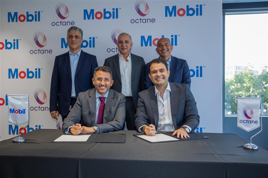 شراكة بين إكسون موبيل مصر وأوكتين لدعم التحول الرقمي في قطاع النقل